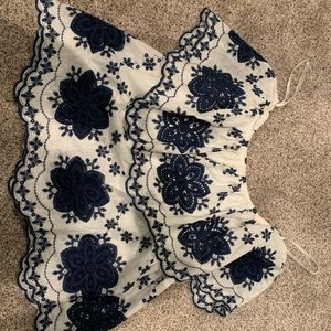 Off the Shoulder Detailed Navy Blue Flower Blouse